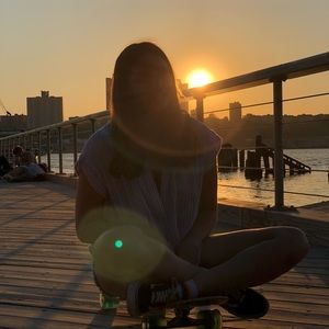 Meet your Posher, Elisa